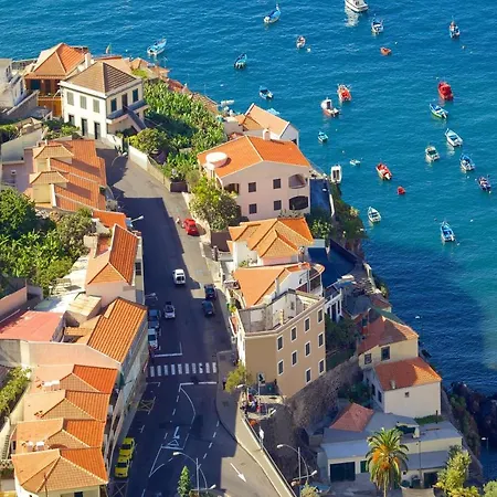 By Hr Madeira Apartment